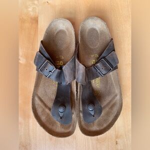 Birkenstocks Gizeh Sandals - Brown (Size 9-9.5, EU42) - Like New